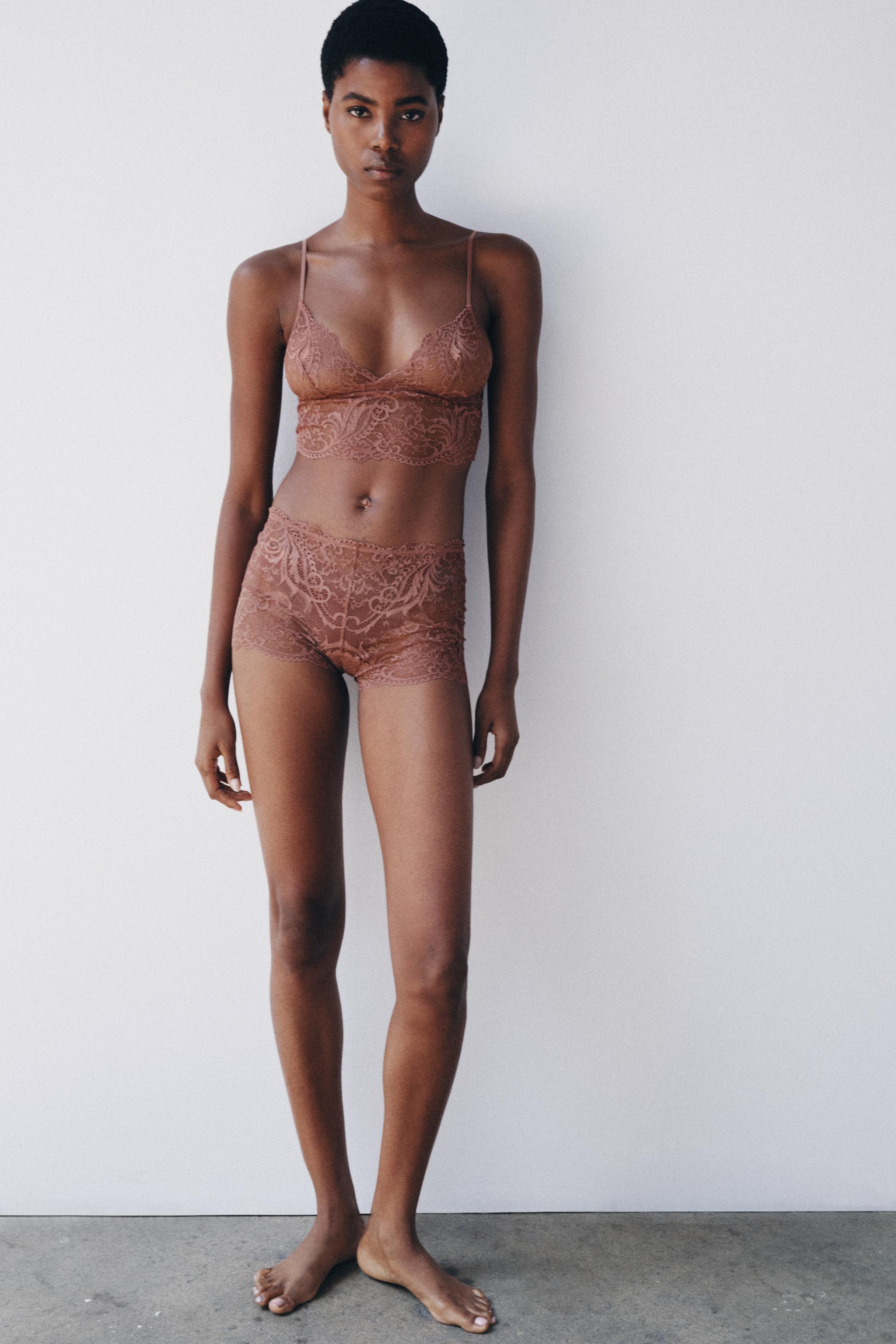 LACE TRIANGLE BRA